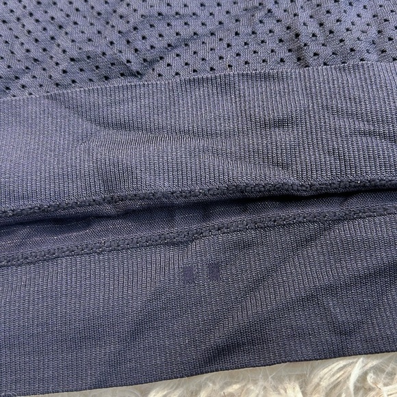 Lululemon Breeze By Muscle Tank II Midnight Navy / Midnight Navy - Picture 4 of 6